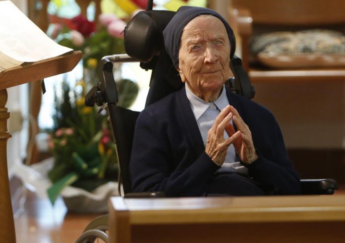 Monja de 117 años