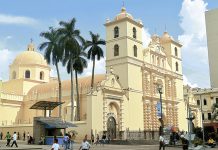 Horarios de Eucaristía en la Catedral Metropolitana de Tegucigalpa