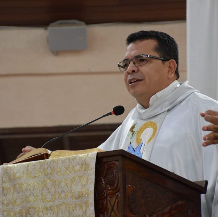 PADRE BERNARDINO LAZO